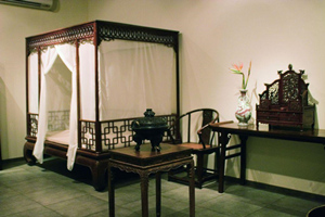 mueble antiguo de la Calle Antigua de Qinghefang