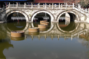 Puente Sankong del Templo Yuantong