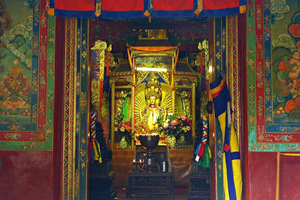 Estatua de Buda de Norbulingka