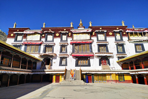 Gandan Pozhang del Monasterio Drepung