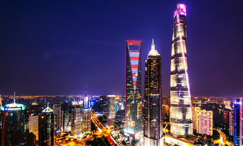 13 días Senderismo en China Torre de Shanghái