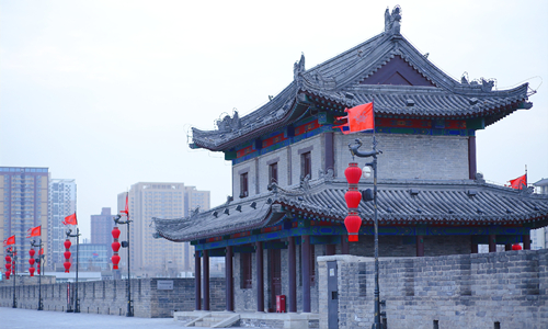 10 días Viajes a China con Niños Muralla de la Ciudad Antigua de Xi'an