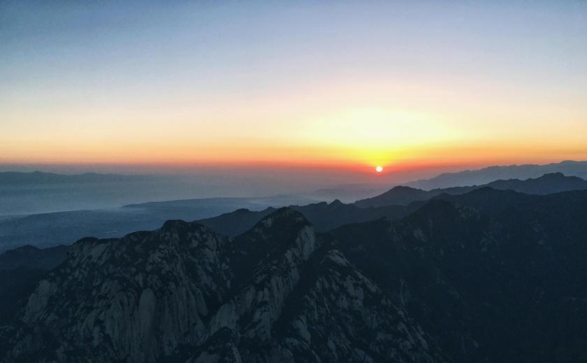 alba de la Montaña Huashan